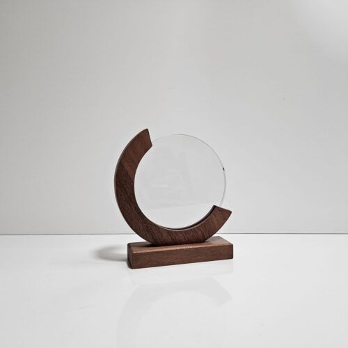 Moon Shape Trofe Xhami